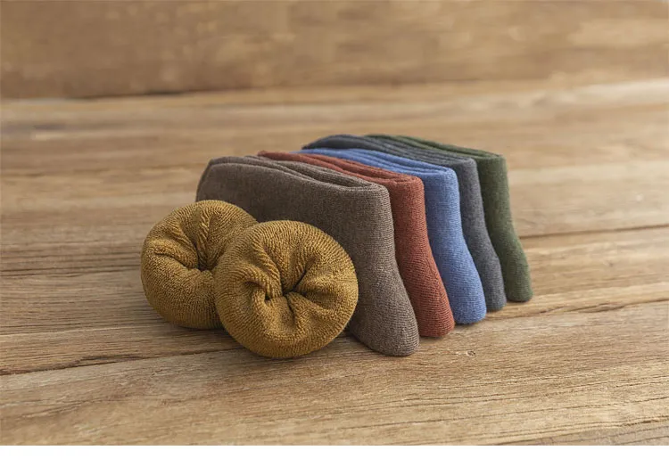 Xianghui Winter Warm Cushion Terry Sole Breathable Cotton Socks