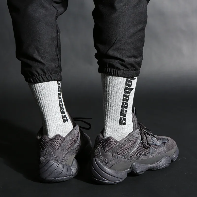 Xianghui Can Custom Trendy Summer High Top Basketball Socks for Men