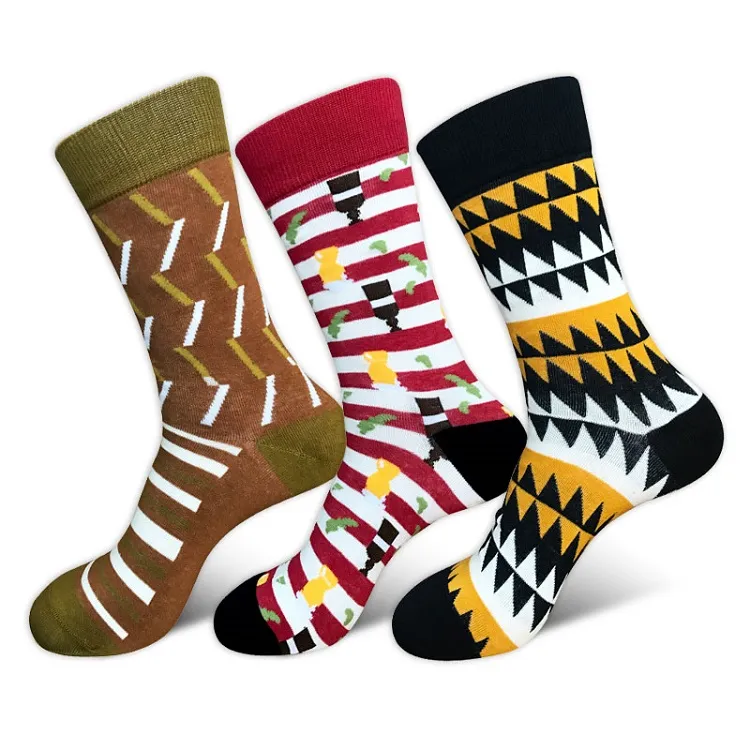 Xianghui Factory Sales Latest Creative Breathable Men Sports Socks