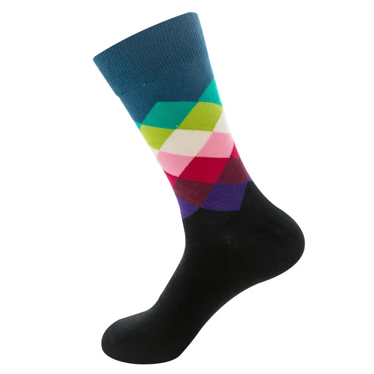 Xianghui Wholesale Custom Pattern Jacquard Tube Happy Combed Cotton Crew Socks