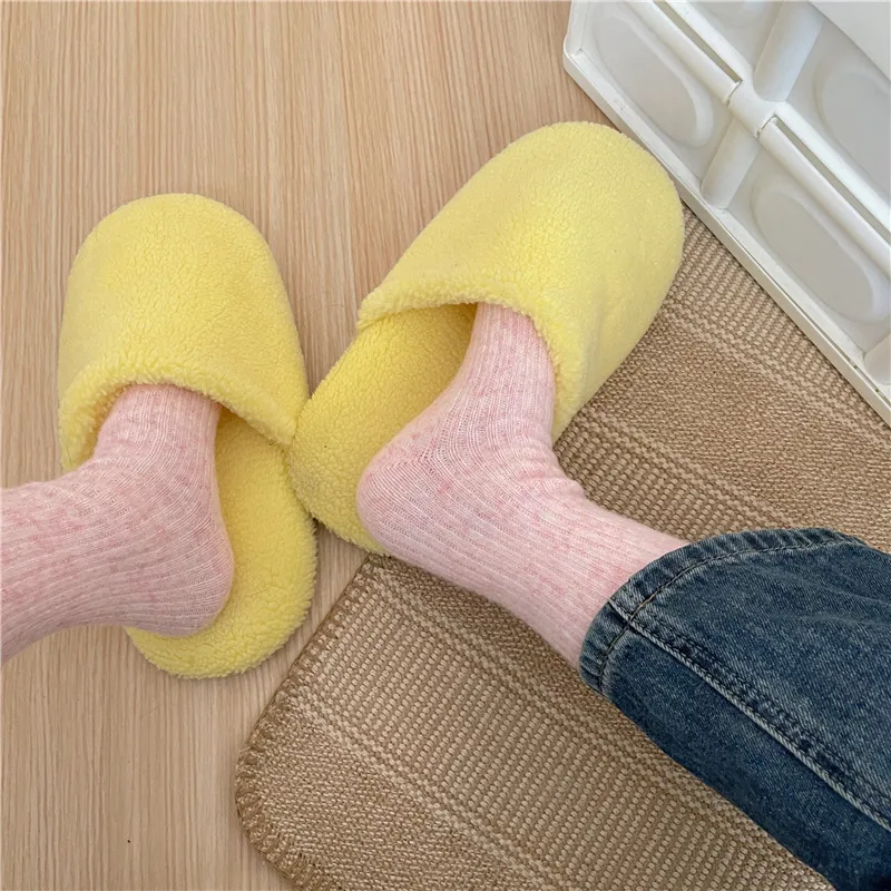 Xianghui Custom Logo Warm Wool Knitted Cashmere Crew Plain Color Wool Socks