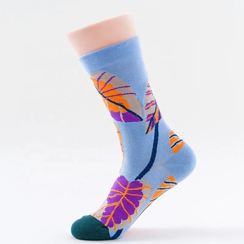 Xianghui Womens Vintage Classic Beautiful Flowers Casual Crew Socks Stocking