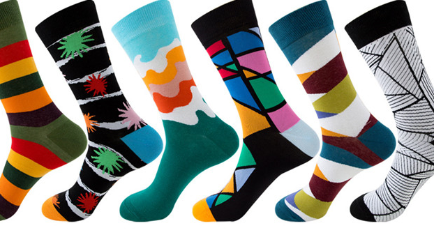 Xianghui Wholesale Can Custom Design Logo Design Lovers Stockings Socks