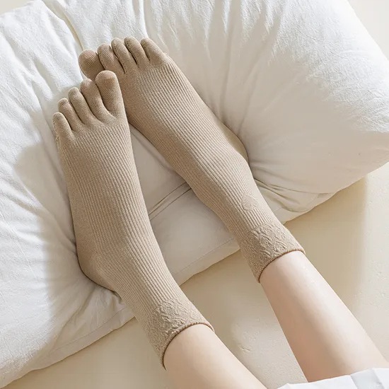 Xianghui Wholesale Combed Cotton Solid Color Deodorant Anti-Pilling Yoga Socks