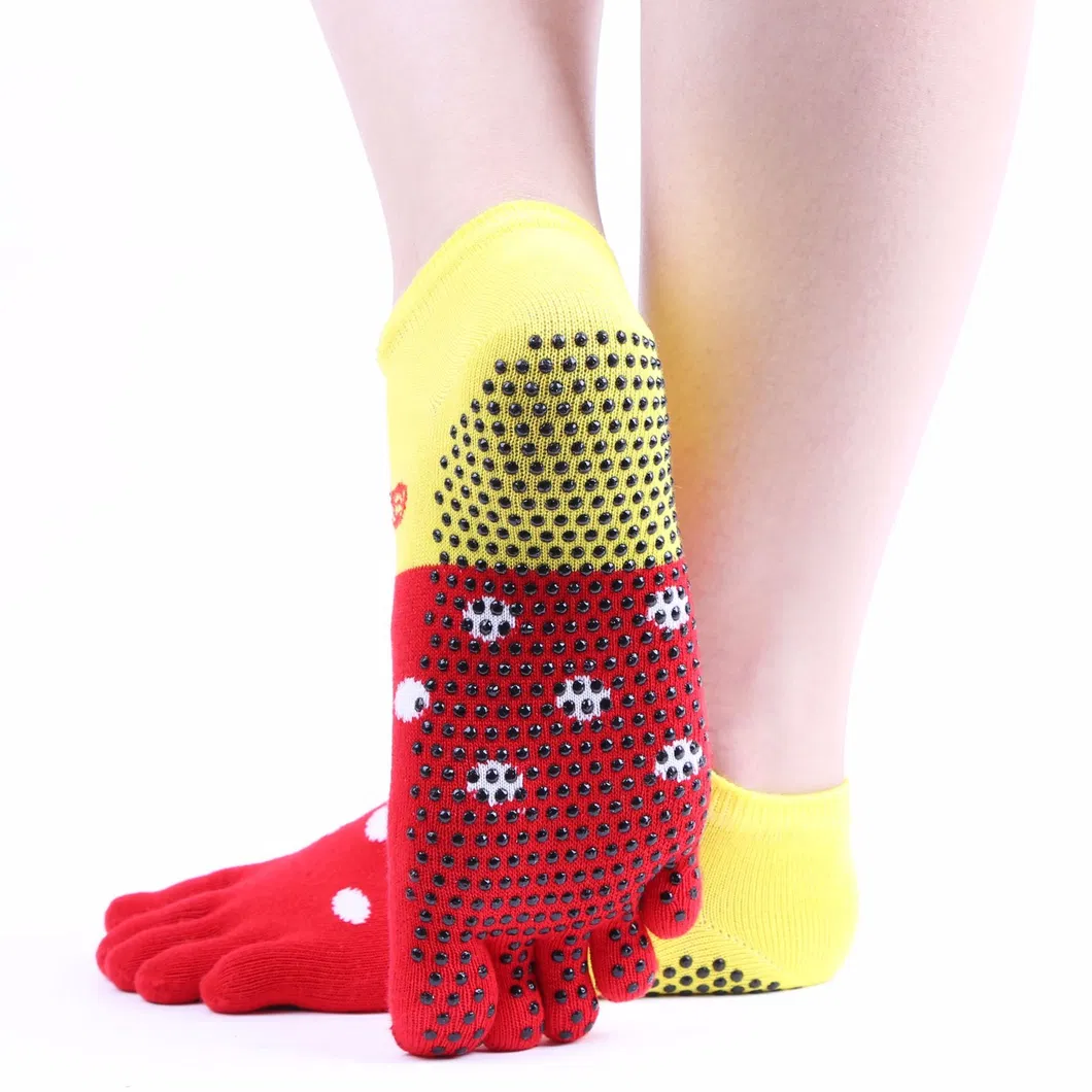 Xianghui Professional Female Non-Slip Breathable Yellow Duck Toe Dance Yoga Socks