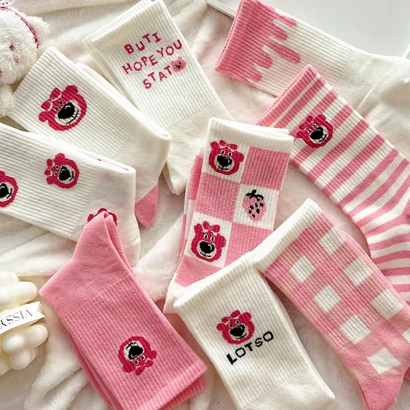 Xianghui Custom Cute Pink Bear Print Colored Plaid Striped Letter Sports Casual Socks for Lady