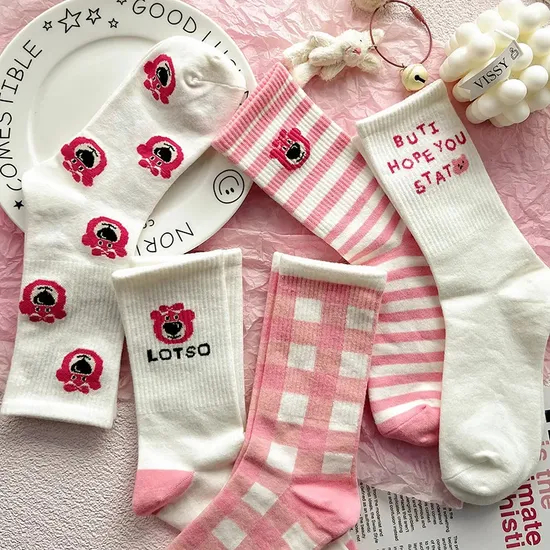 Xianghui Custom Cute Pink Bear Print Colored Plaid Striped Letter Sports Casual Socks for Lady