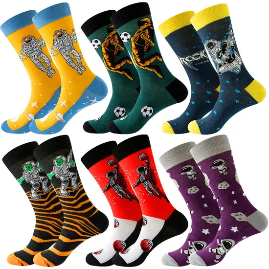 Xianghui Wholesale Can Custom Design Logo Design Lovers Stockings Socks