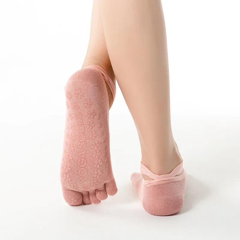 Xianghui Custom Wholesale Toe Non-Slip Pilates Grip Invisible Silicone Ballet Women's Men Sport Yoga Socks