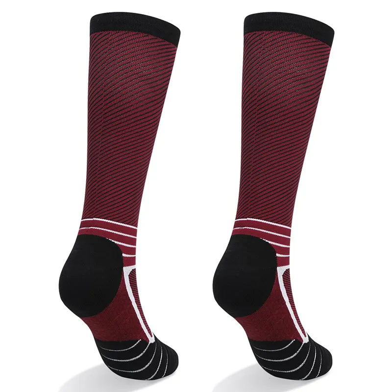 Xianghui Wholesale Can Custom Logo Fashion Sport Socks for Man