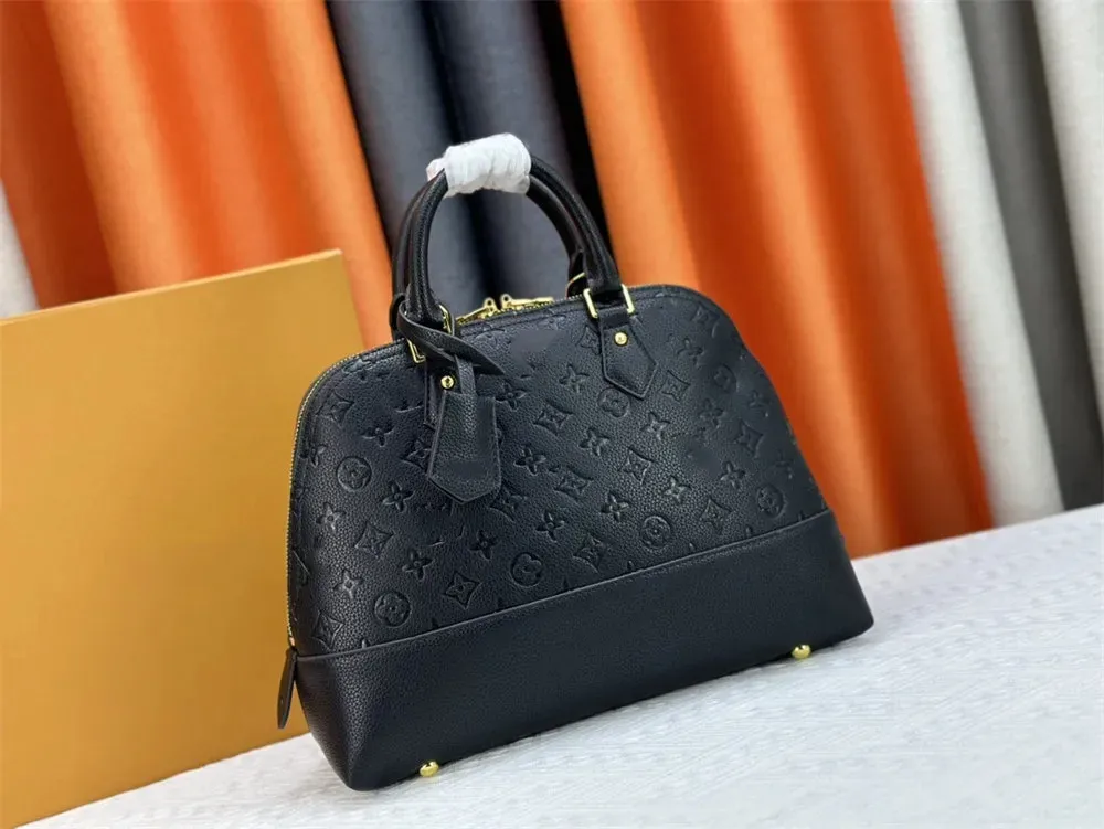 Xianghui Fashion Designer Women′ S Handbag Shoulder Crossbody Hand Bag Shell Bag