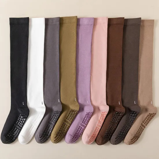 Xianghui Sports Customized Training Cotton Legging Knee Non-Slip Knitting Wholesale Yoga Women Stocking Socks