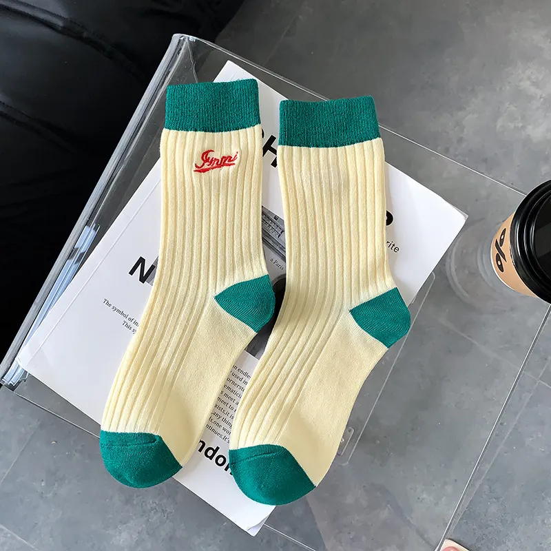 Xinanghui Striped Pattern Embroidery High Quality Thick Women Socks