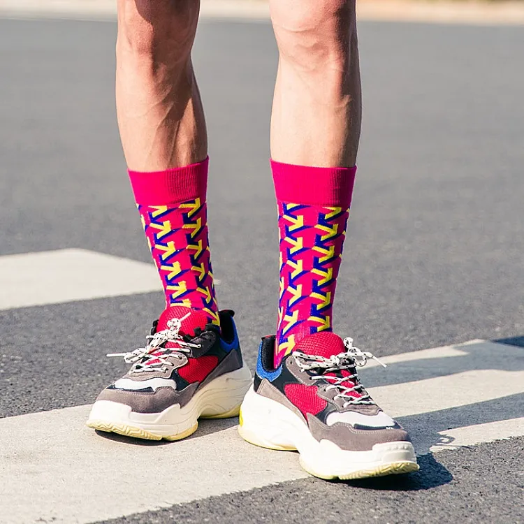Xianghui Fashion Crazy Athletics Over The Calf Mens Sports Socks