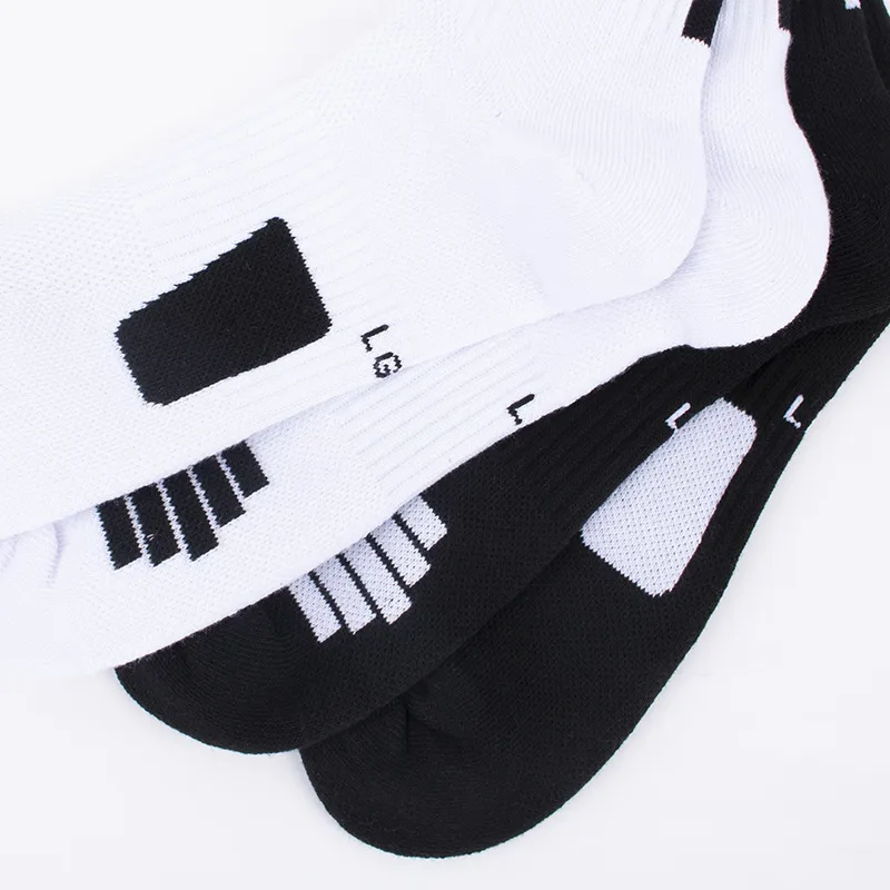 Xinanghui Custom High Quality Cotton Manufacturer Crew Sports Socks for Logo