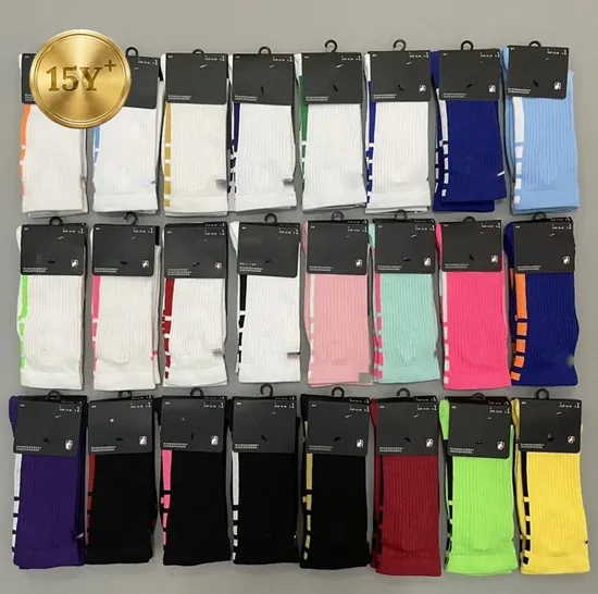 OEM Classic Athletic Elite Embroidery Socks Custom Thickened Premium Terry Crew Socks Men Basketball Team Training Sport Socks