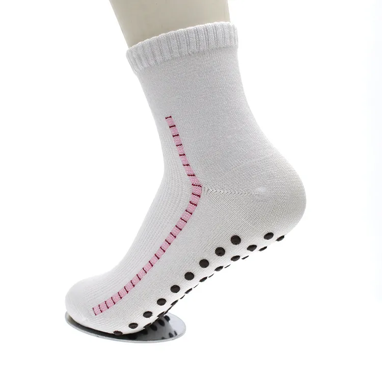 Xianghui Bamboo Fiber Anti-Bacterial Anti-Odor Soft Magnetic Sweat Absorption Massage Negative Ion Yoga Socks
