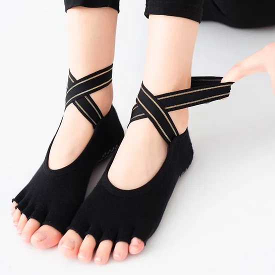 Xianghui Wholesale Cross-Strap Non-Slip Five Finger Dance Pilates Floor Yoga Socks