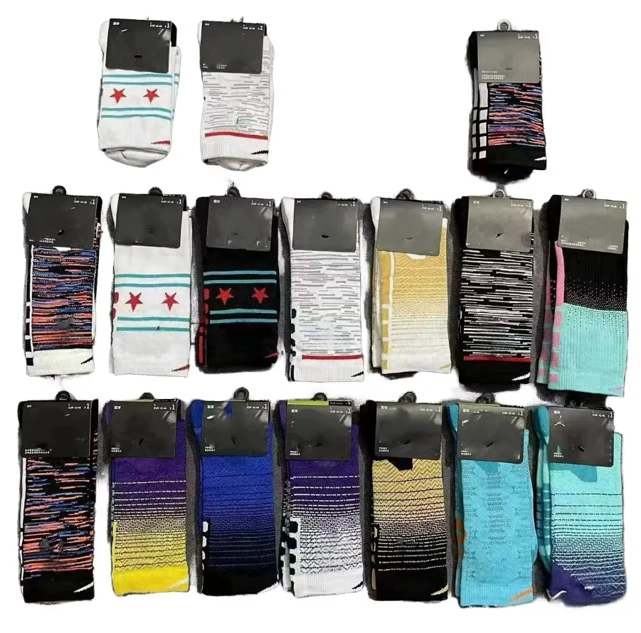 OEM Classic Athletic Elite Embroidery Socks Custom Thickened Premium Terry Crew Socks Men Basketball Team Training Sport Socks