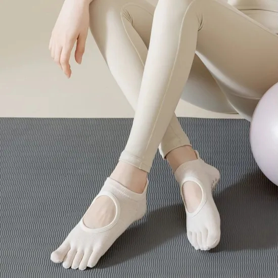 Xianghui Sweat Wicking Pilates Cotton Non-Slip Floor Toe Low-Cut Sport Yoga Socks
