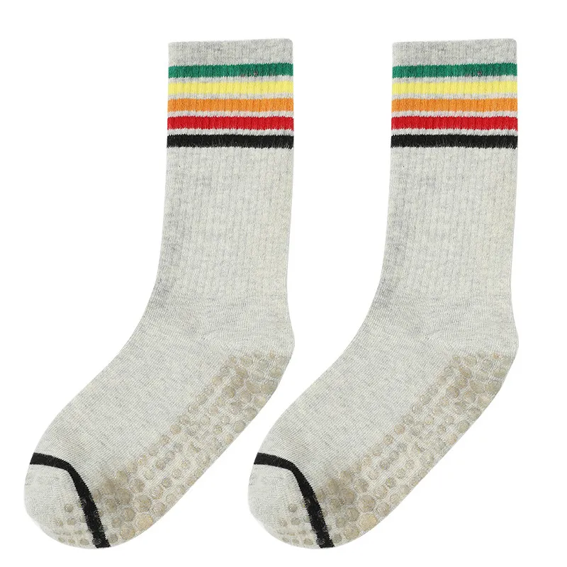 Xianghui Striped Yoga Non-Slip Professional Female Wholesale Pilates Sports Socks