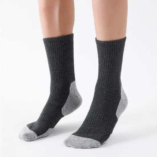 Xianghui Wholesale Cheap Casual Wear Leggings Comfortable Socks for Men