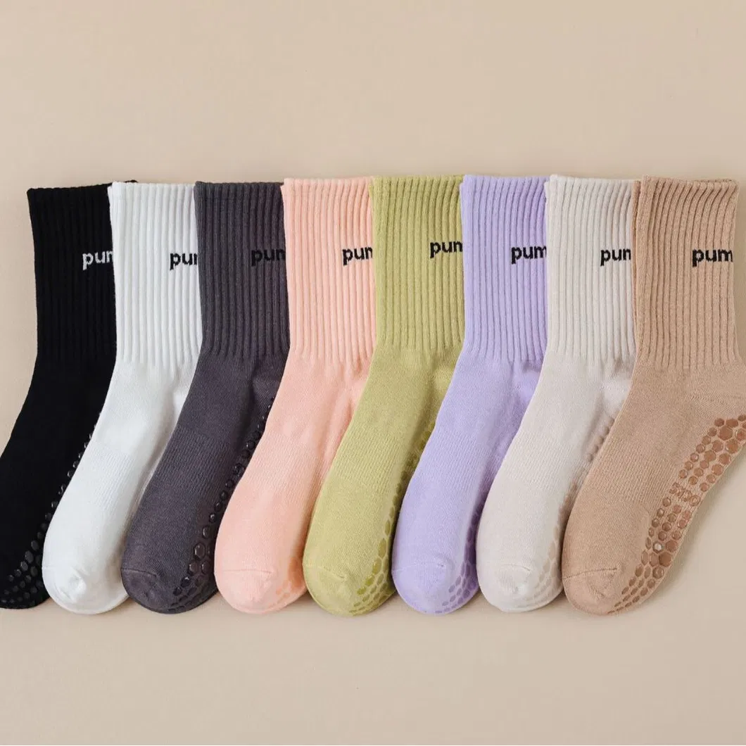 Xianghui Custom Color Wholesale Print Logo Women Non-Slip Pilates Sport Yoga Socks