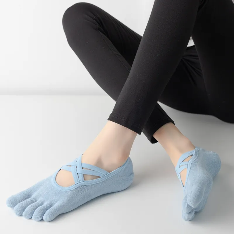 Xianghui fashion Fitness Non Slip Women Breathable Toe Peep-Toe Yoga Sport Socks