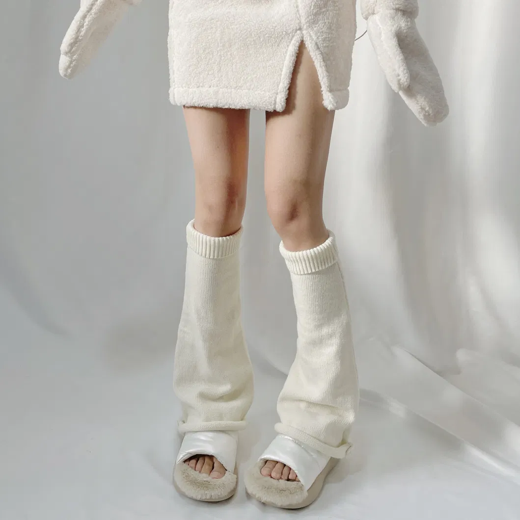 Xianghui Plain Color Flared Style Knitted Winter Knee-Length Leg Warmers Socks