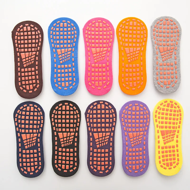Xianghui Wholesale Custom Summer Non-Slip Mesh Trampoline Yoga Socks for Adults and Children