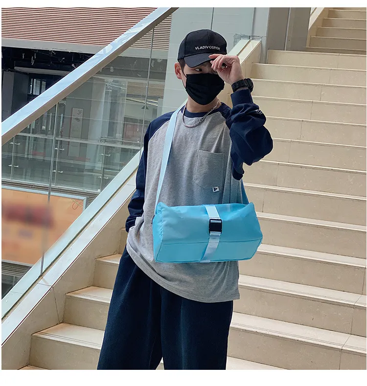 Xianghui New Simple Candy Color Fashion Sports Fitness Bag Leisure Messenger Bag
