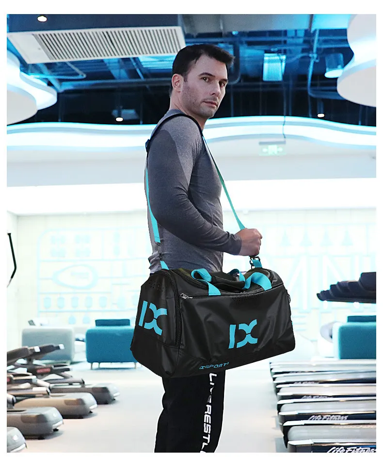 Wholesale Lightweight Custom Logo Large Capacity Waterproof Cheap Gym Bag Sport Bag