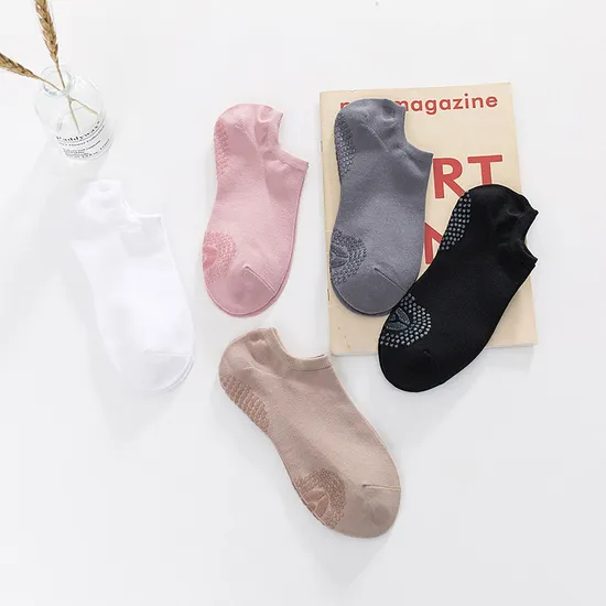 Xianghui Wholesale Adult Home Anti-Slip Professional Women Cotton Yoga Ankle Socks