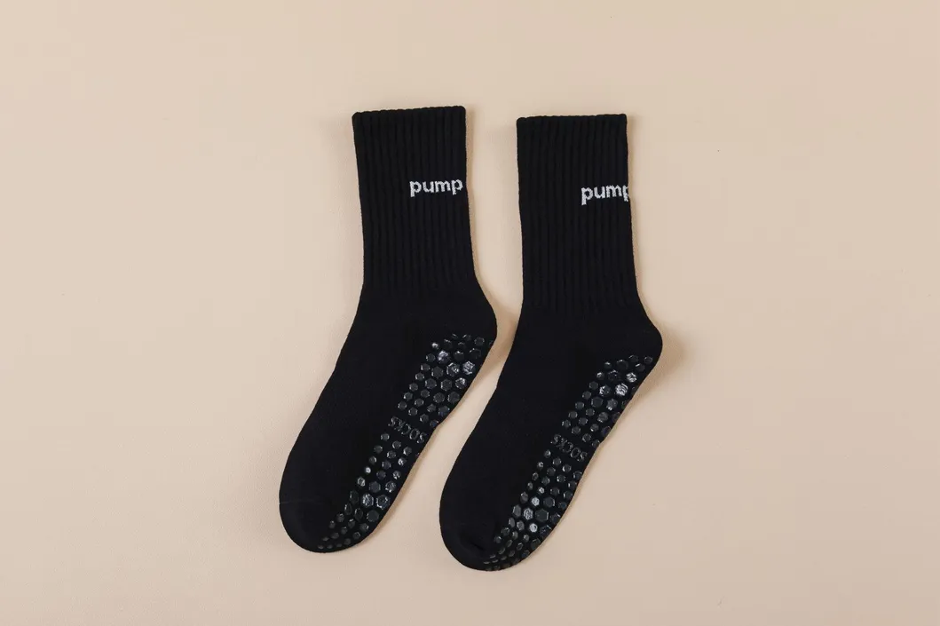 Xianghui Custom Color Wholesale Print Logo Women Non-Slip Pilates Sport Yoga Socks