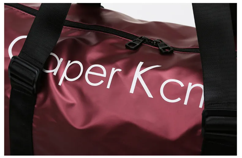 Xianghui Customized Logo Duffle Waterproof Dry Sport Gym Travel Nylon Sports Bags