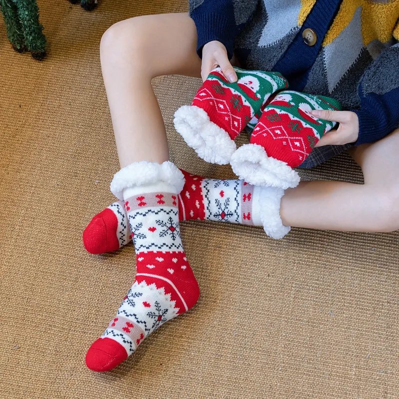 Xianghui Cheap Custom Logo Patterns Thick Slipper Winter Warm Christmas Socks
