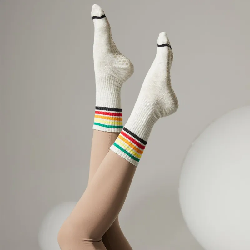 Xianghui Striped Yoga Non-Slip Professional Female Wholesale Pilates Sports Socks