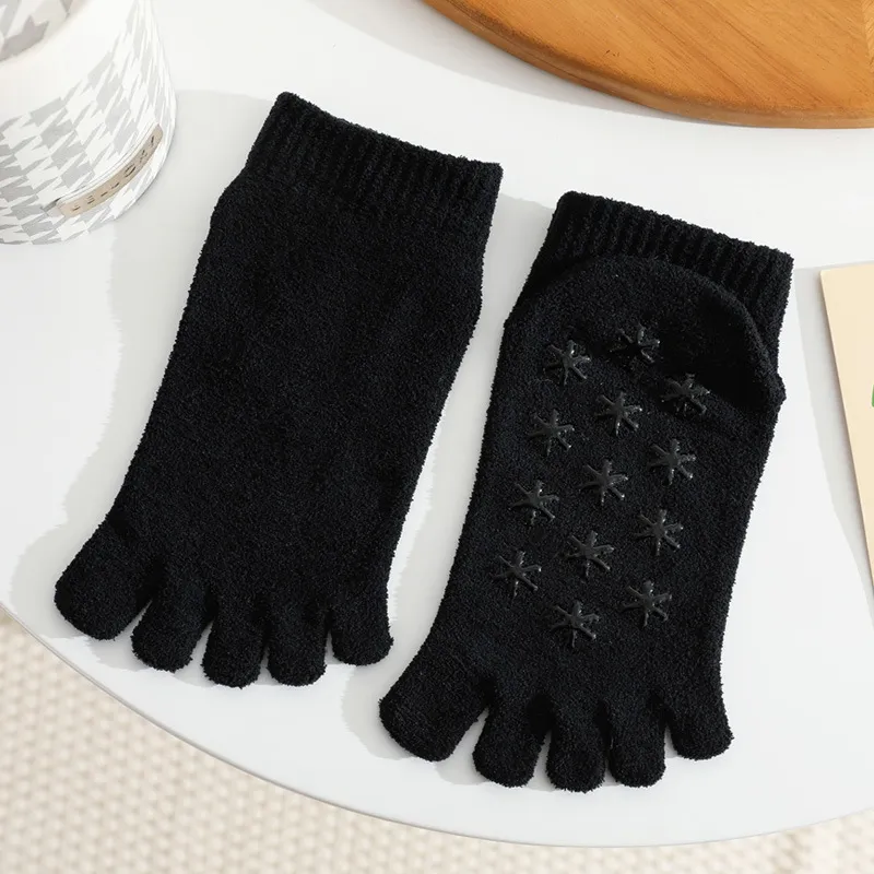 Xianghui Non Slip Cotton Absorb Sweat Deodorant Floor Warm Toe Yoga Socks