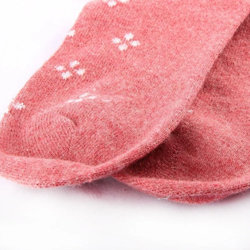Xianghui Snowflake Sparring Jacquard Pattern Fleece Knitting Socks