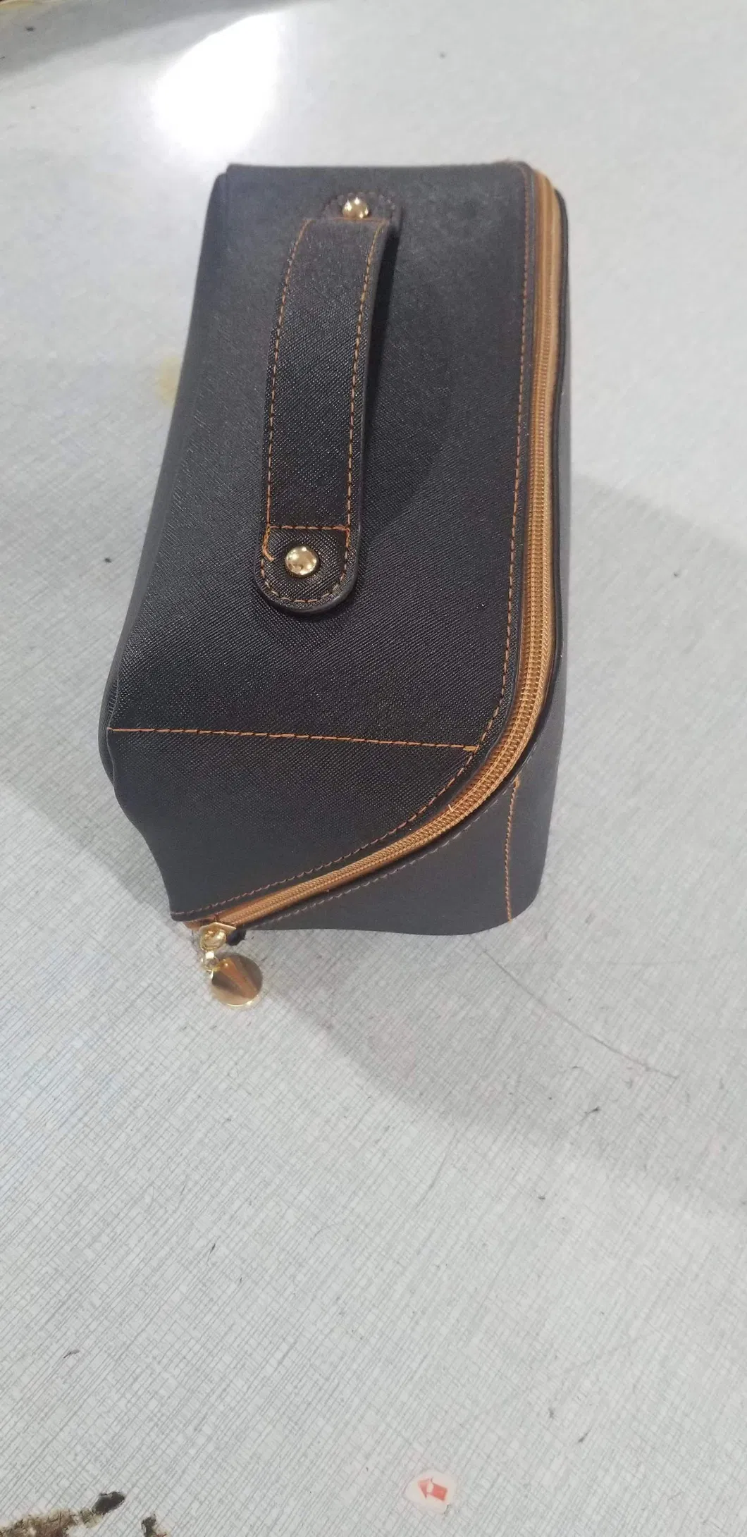 Xianghui Wholesale Custom Zipper Faux PU Leather Makeup Cosmetic Bag Pouch