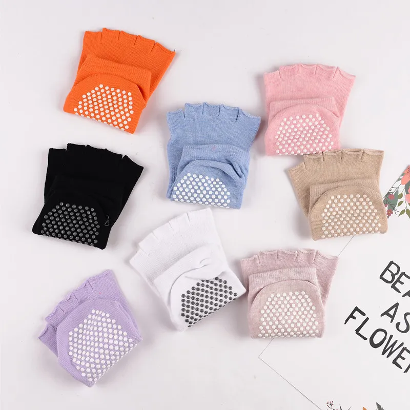Xianghui Wholesale Custom Cotton Professional Sweat-Wicking Non-Slip Pilates Toe Yoga Socks