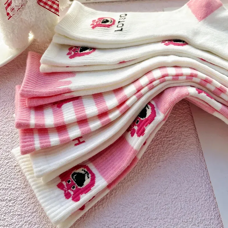 Xianghui Custom Cute Pink Bear Print Colored Plaid Striped Letter Sports Casual Socks for Lady
