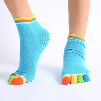 Xianghui Cotton Wholesale Grip Colorful Sport Toe Yoga Sock for Women