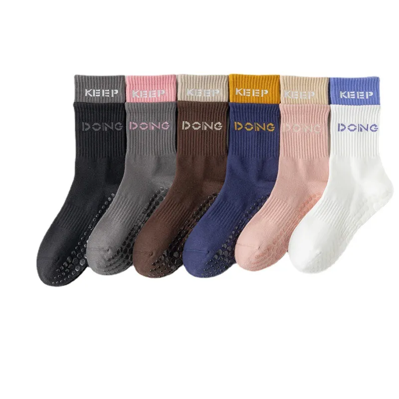 Xianghui Color Matching Cotton Indoor Fitness Pilates Professional Sport Yoga Socks