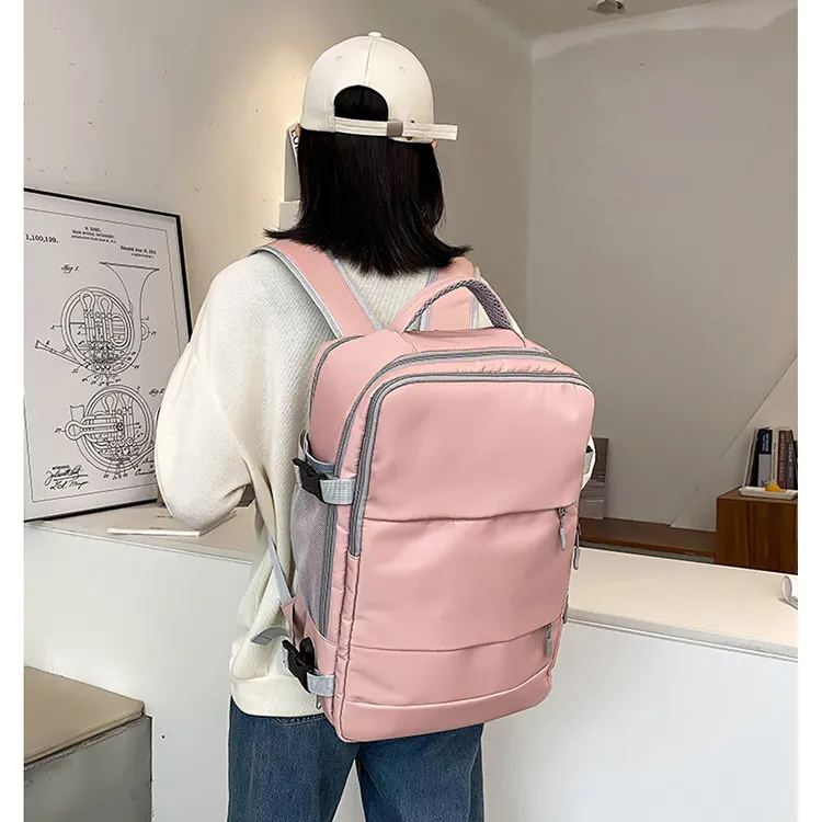 Factory Wholesale Sport Style Smart Backpack Waterproof Laptop Bag for Men Women Business School Travel Zipper Closure Gym Use
