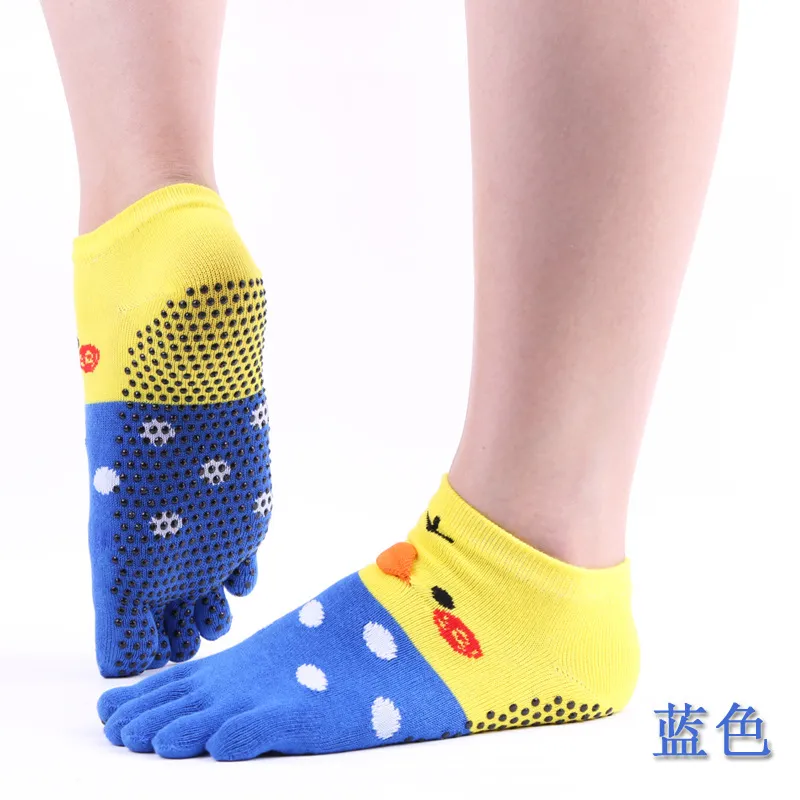 Xianghui Professional Female Non-Slip Breathable Yellow Duck Toe Dance Yoga Socks