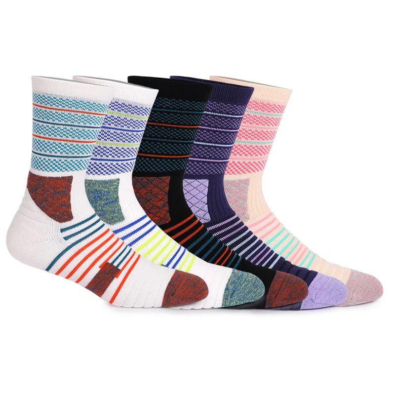 Xianghui Terry High Quality Cotton Athletic Running Basketball Sport Crew Men Socks