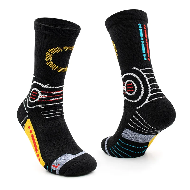 Xianghui Fashion Crew Breathable Thick Terry Basketball High Quality Men Sport Socks