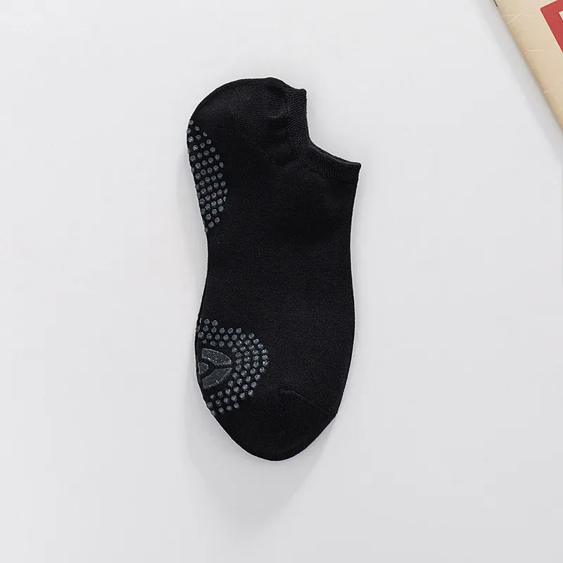 Xianghui Wholesale Adult Home Anti-Slip Professional Women Cotton Yoga Ankle Socks