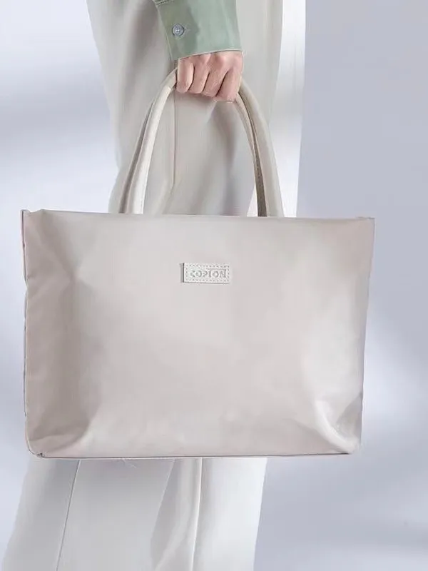 Xianghui White Light Pink Laptop Bag16 Inch Minimalist and Lightweight Bag